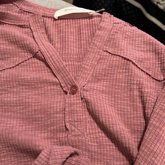 Split neck henley top - Picture 12 of 12